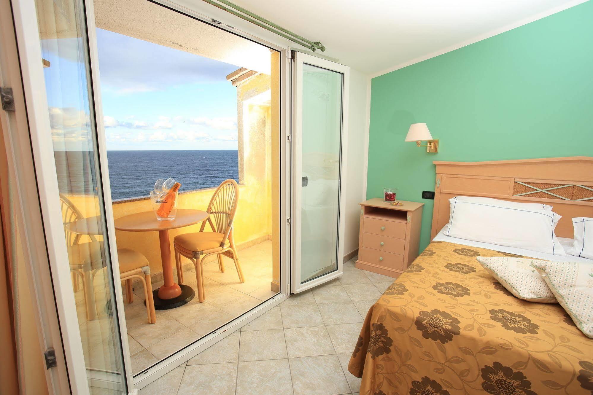 Hotel Nantis Castelsardo Luaran gambar